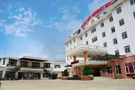 Mạnh Tuấn Hotel Mộc Châu - by BAY LUXURY Отели рядом с достопримечательностью «moc chau»