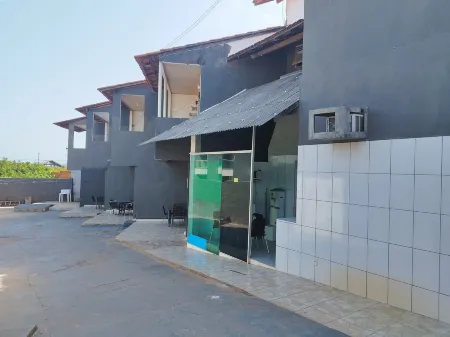 Pousada Temporada No Atalaia Отели в г. Salinopolis