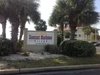 Island Dream 1 Bedroom Condo by Redawning