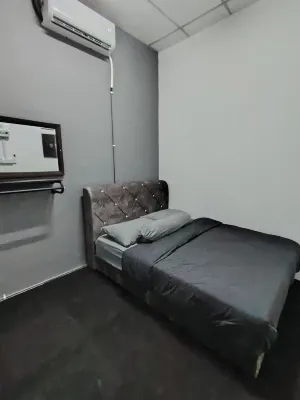 MIA Hostel for Traveller - Hostels