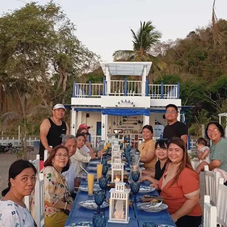 LA GRANDE SHORES Beach Resort