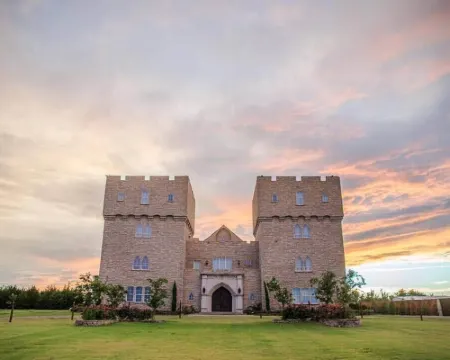 The Castle at Rockwall Hotels in Rockwall