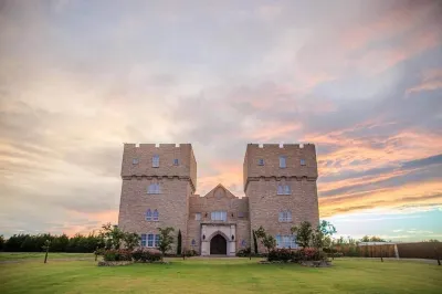 The Castle at Rockwall Hotels in Rockwall County