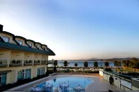 Hotel Hegsagone Marine Asia - Pools