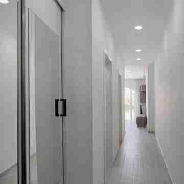 Seafront Designer Bliss in Central St Julian's Others