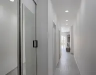 Seafront Designer Bliss in Central St Julian's - Apartments