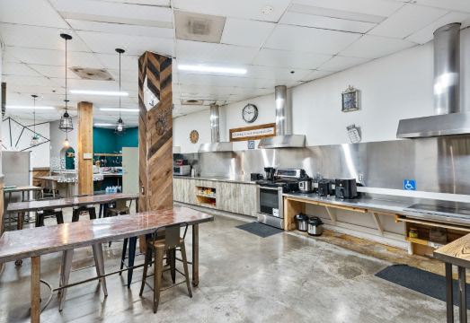 3. 리틀 이탈리아 ..