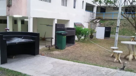 Rose Condo@ Cocobay Beach Resort Отели рядом с достопримечательностью «Порт Диксон Бич»