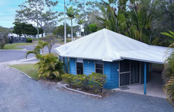 博因島汽車旅館和別墅酒店