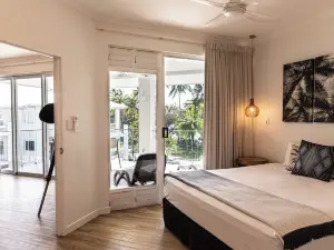 Beaches Holiday Apartments - Official Onsite Reception & Check IN
