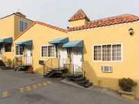 Alpine Inn and Suites Hotels near Cow Palace