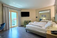 Parc Hotel Flora S Hotels in Riva del Garda