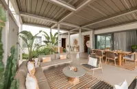 Folie Marine Beach Hotel Club