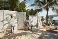 The Chili Beach Private Resort Hotel a 