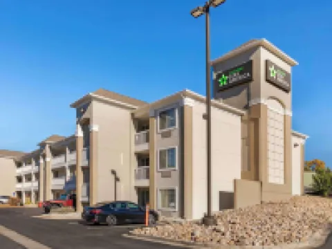 Extended Stay America Select Suites - Denver - Cherry Creek Hotels in Glendale