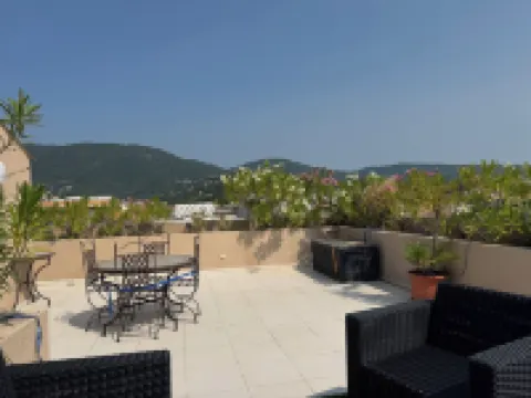 Rare product (T3) in the heart of Cavalaire