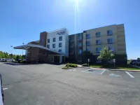 Fairfield Inn & Suites St. Louis West/Wentzville Hotels in Boone Township