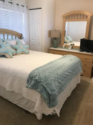 Amazing one bedroom direct ocean front condo with beautiful view of the ocean!