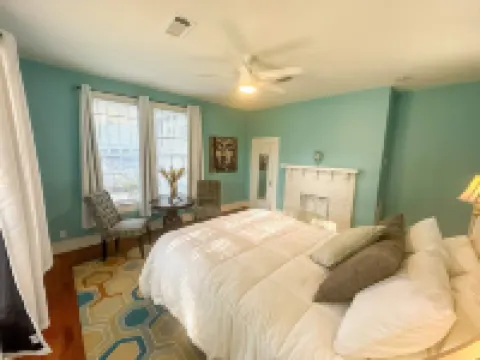 Villa Soaking Tub Private Backyard Downtown 長灘酒店