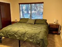 Secluded Cabin at Shaver Lake – Quiet, Private & Family Friendly Hotels in Shaver Lake
