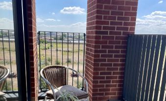 Modern Apartment All Amenities Greater London
