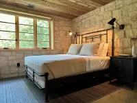 Picturesque Woodland Cottage in the Tallgrass Prairie