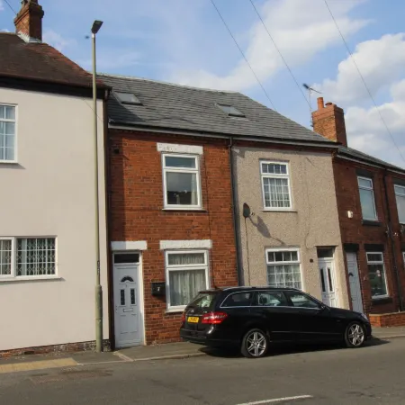 St Ann's House Rotherham by Smart Corporate Stays
