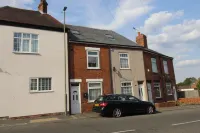 St Ann's House Rotherham by Smart Corporate Stays - parking