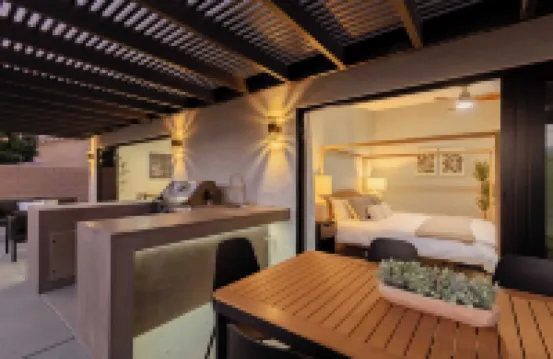 Calypso by AvantStay Entertainer’s Paradise Pool Hot Tub Putting Green