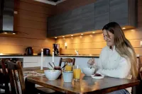 Vollsnes Gjestehus Hotels in Hjelle