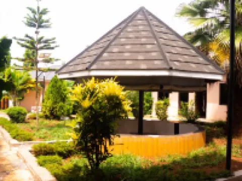 Distinction Gardens Hotels in Siaya