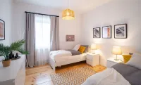 Arbio Monteurzimmer Fredersdorf Parking Included - Apartments