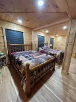 Parquet House - A Charming 8 Bedroom Waterfront Property ~ in the Heart of Inlet Hotel a Inlet