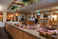Hotel Winterberg Resort - breakfast