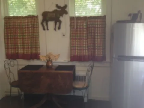 Cozy 2 Bedroom Apt - Walk To Hunter Mountain In The Catskills ハンターのホテル