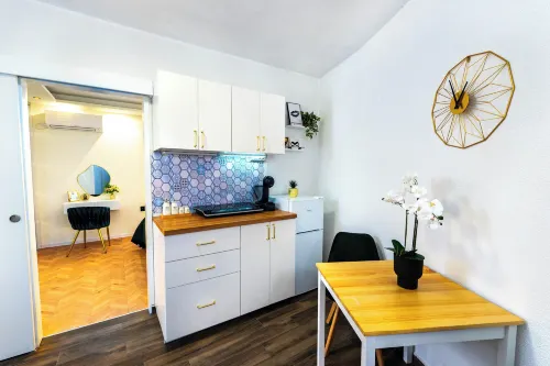 Elegant APT 5 min walk from Split center - Bungalows