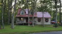 Red Roof on Arbor Drive