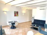 Superb apartment overlooking the port of Bonifacio + Private parking lot