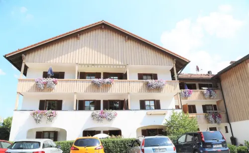 Apartment in Chalet Style with Mountain View in Lenggries / Brauneck on the Isar Hotels in Lenggries