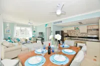 Playa Turquesa D-301 Premier Beachfront Ocean View 100mbps Wifi