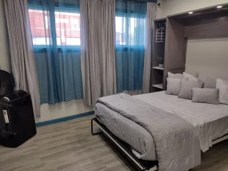 Luxury In A Quaint Little Package Отели рядом с достопримечательностью «Университет Висконсин в Ошкош»