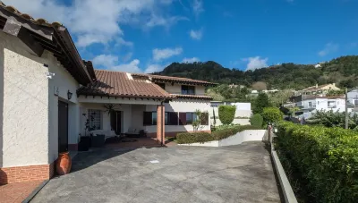 Description Marina de Vila Franca do Campo - Azores Islands 주변 호텔