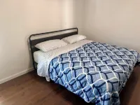 An elegant, fully furnished guest house for 2-4 guest in San Diego Отели рядом с достопримечательностью «Парк Харри Гриффен»