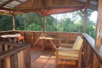 Seaview at Playa Chiquita       Wildlife Lodge above Canopy