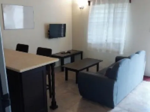 Beautiful island getaway, close proximity to popular beaches and historic site A 紐卡斯爾酒店