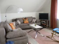 Holiday house with large garden, terrace, near the beach, pets welcome Hotels in Westerdeichstrich