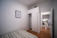 Spacious Miami Lake House for Families 3Bd 2Bth 6p