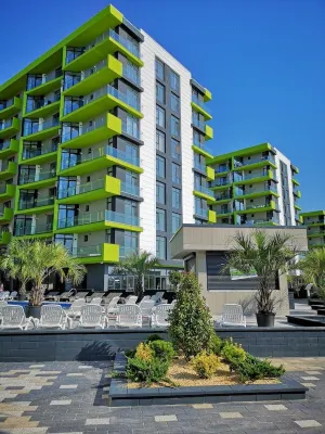 3 rooms beachfront propriety with amazing panorama views فنادق في 