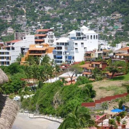 Bella Vista--Spectacular Views of Zihua Bay from 1-BR Condo above Madera Beach
