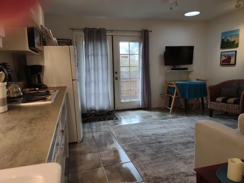 COZY—Dog-Friendly—Perfect for Couples!!! Free 3rd Night! Hotels in Bodega Bay